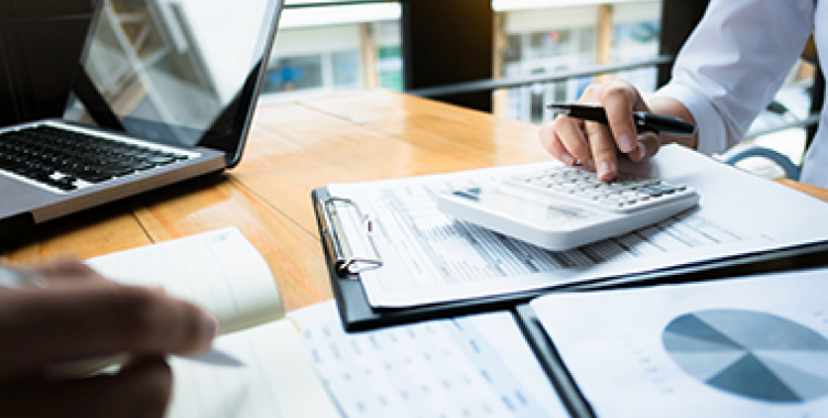 Commercial, devis, réponse à appel d'offres